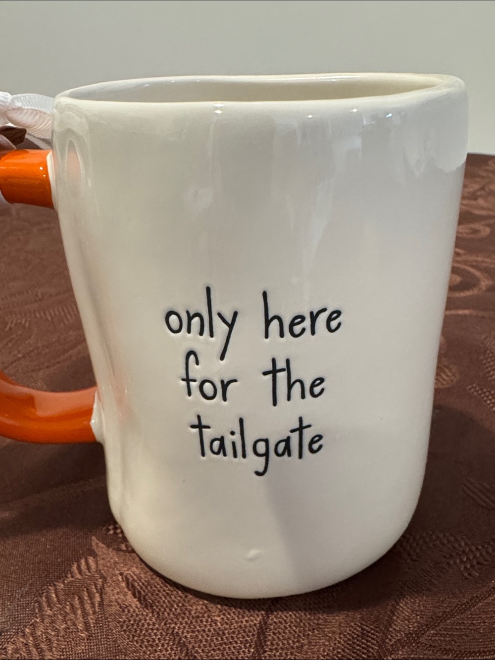 🏈🍂Peanuts X Rae Dunn ‘Only Here For The Tailgate’ Mug - Picture 6 of 9